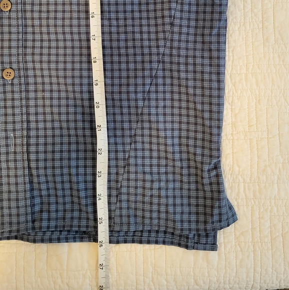 Mountain Hardwear Men's Small S/S Hiking Shirt - Picture 7 of 7